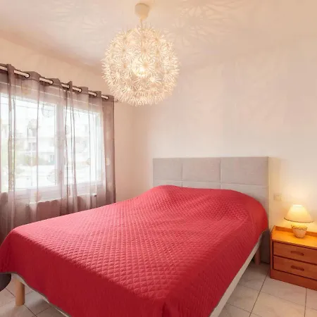 Les Sables By Interhome