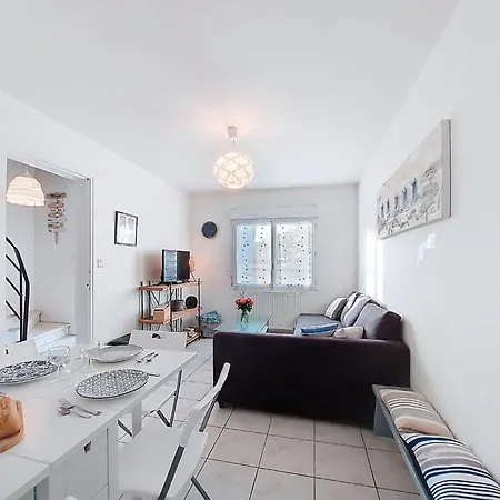 Casa de Férias Les Sables By Interhome Royan