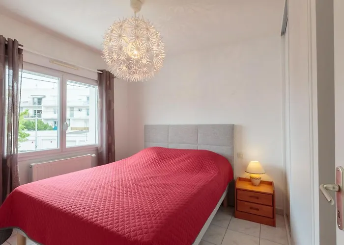 Les Sables By Interhome